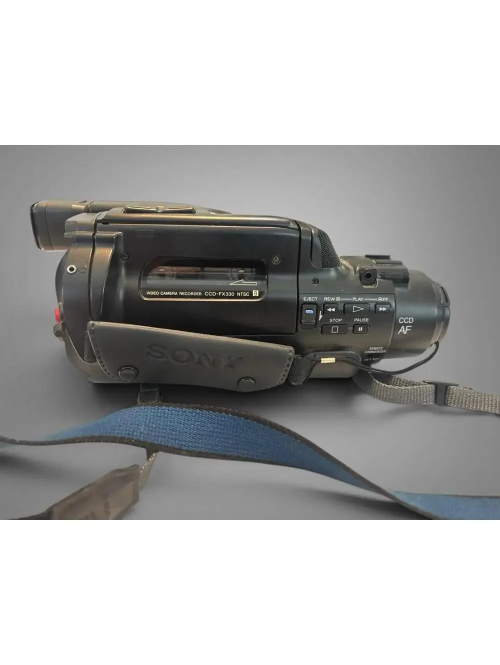 Sony Handycam CCD-FX330 Video 8 Camcorder Bundle w/ Accessories - Untested As Is